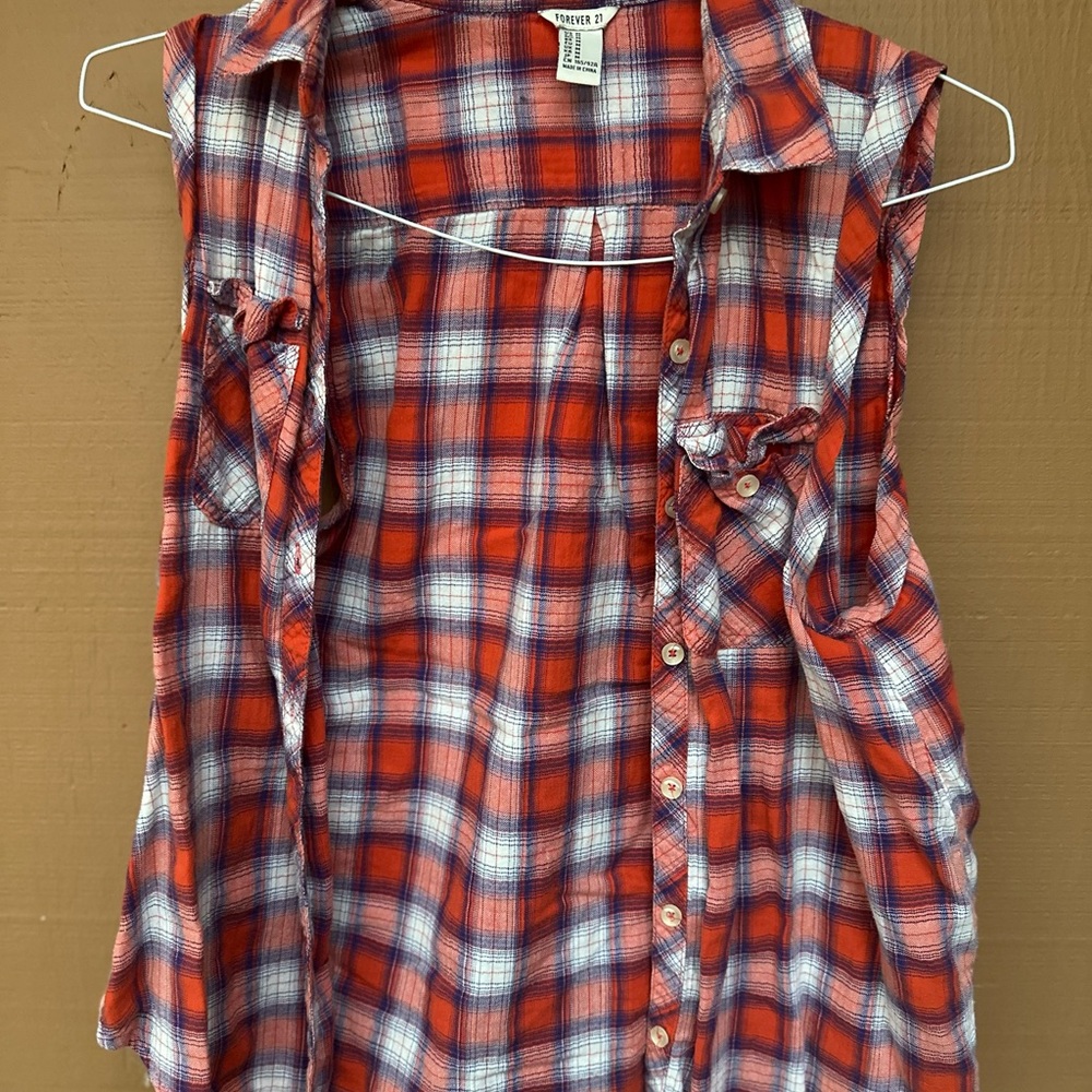 Forever 21 Red and White Plaid Sleeveless Shirt
